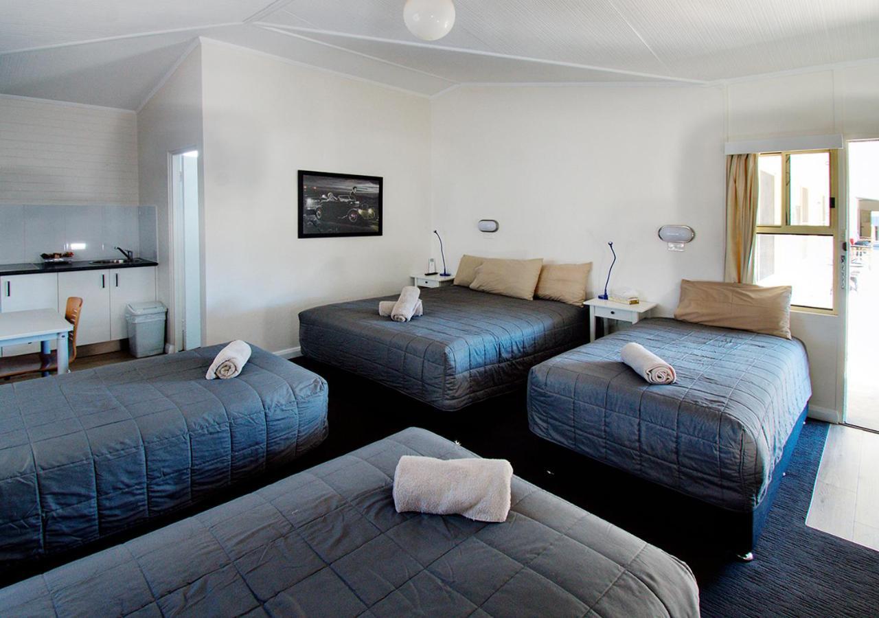 Memphis Motor Inn Parkes Kültér fotó