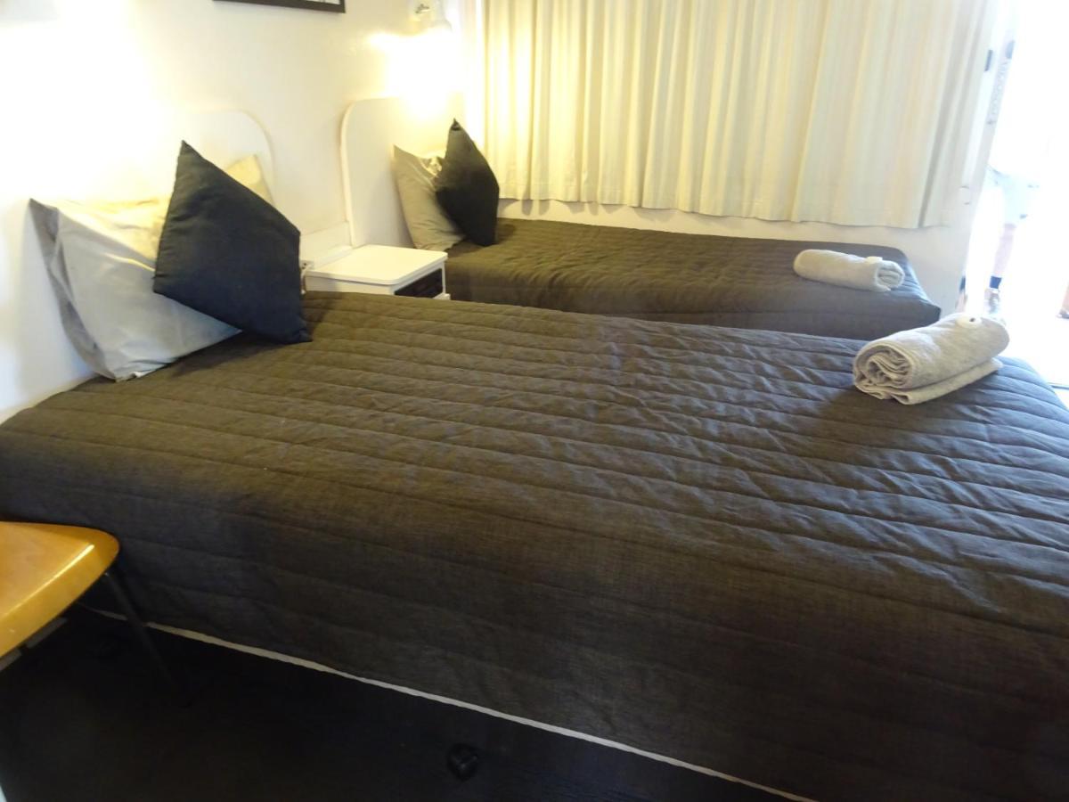 Memphis Motor Inn Parkes Kültér fotó